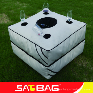 Outdoor versátil e foldable saco de feijão de mesa de chá no jardim